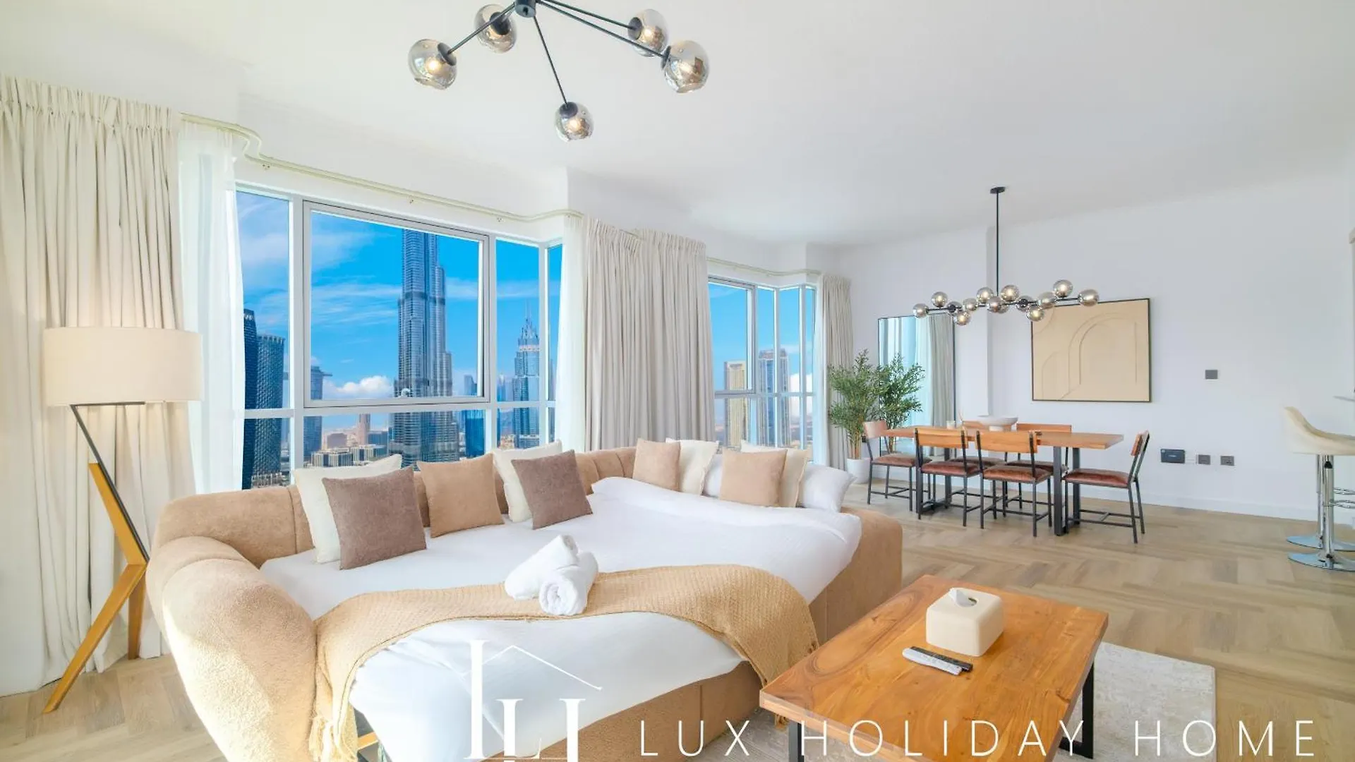 Lux The Burj Khalifa Fountain View Residence Dubai